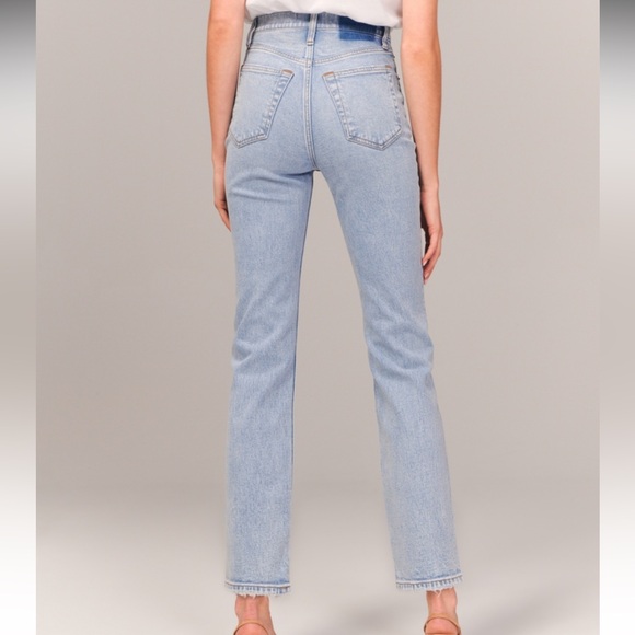 Abercrombie & Fitch Jeans - Picture 2 of 4